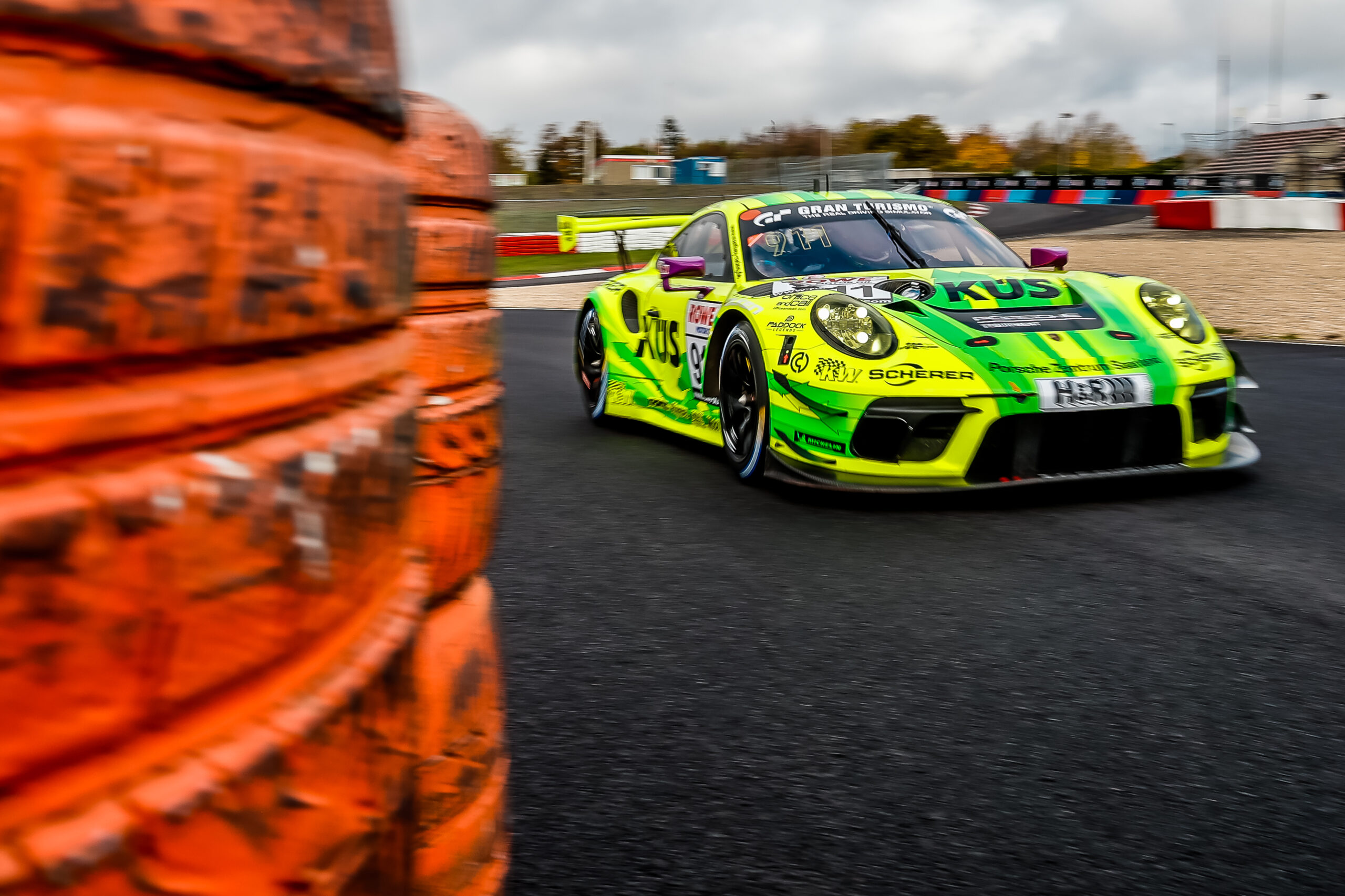 Grello Nimmt An 12h Bathurst Teil Gt Place