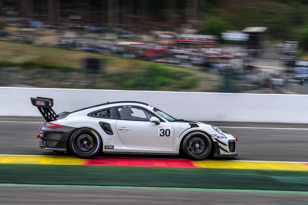Klaus Abbelen Frikadelli Racing Porsche 911 GT2 RS Clubsport