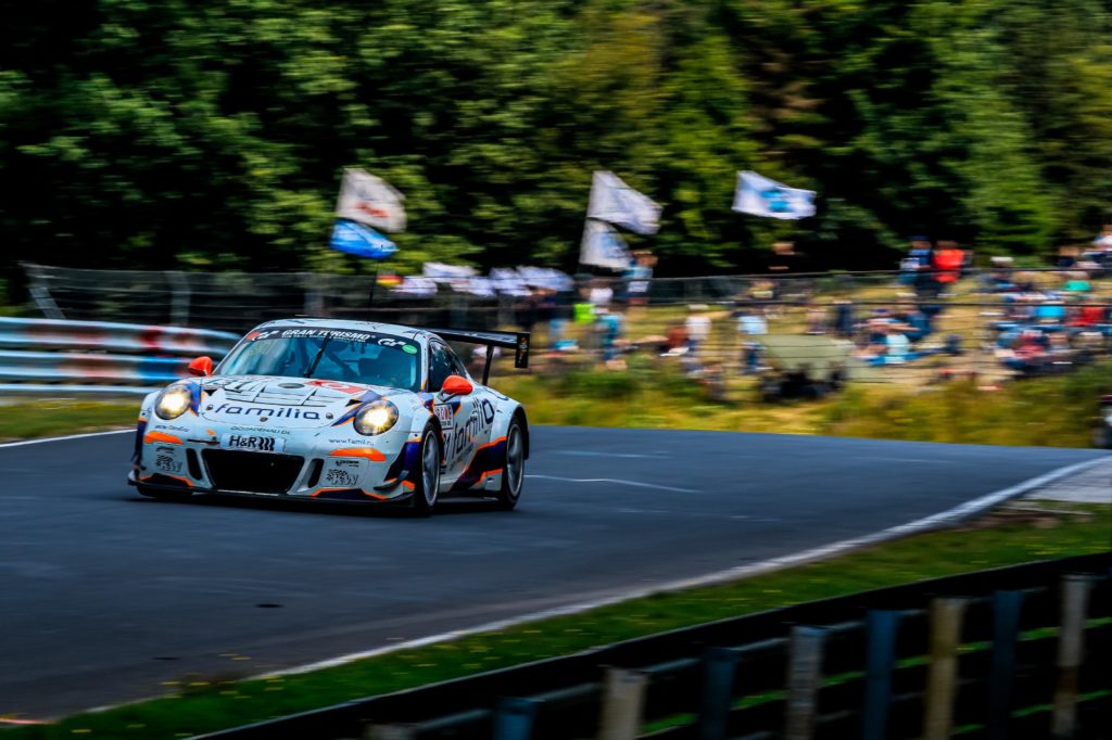 David Ackermann Dmitriy Lukovnikov Marvin Kirchhöfer rent2drive-FAMILIA-racing Porsche 911 GT3 Cup MR