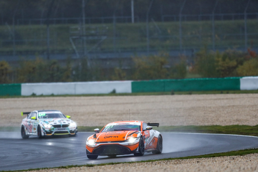 Tim Heinemann Moritz Oestreich PROsport Racing Aston Martin Vantage GT4 ADAC GT4 Germany Lausitzring