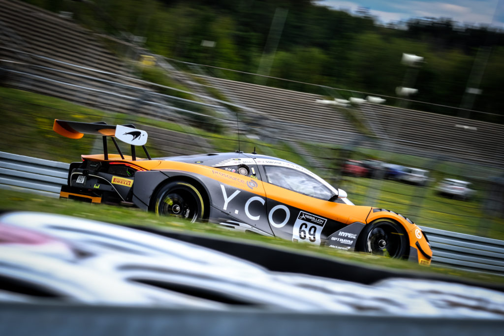 Joe Osborne Rob Bell Oliver Wilkinson Optimum Motorsport McLaren 720S GT3 GT World Challenge Europe Nürburgring