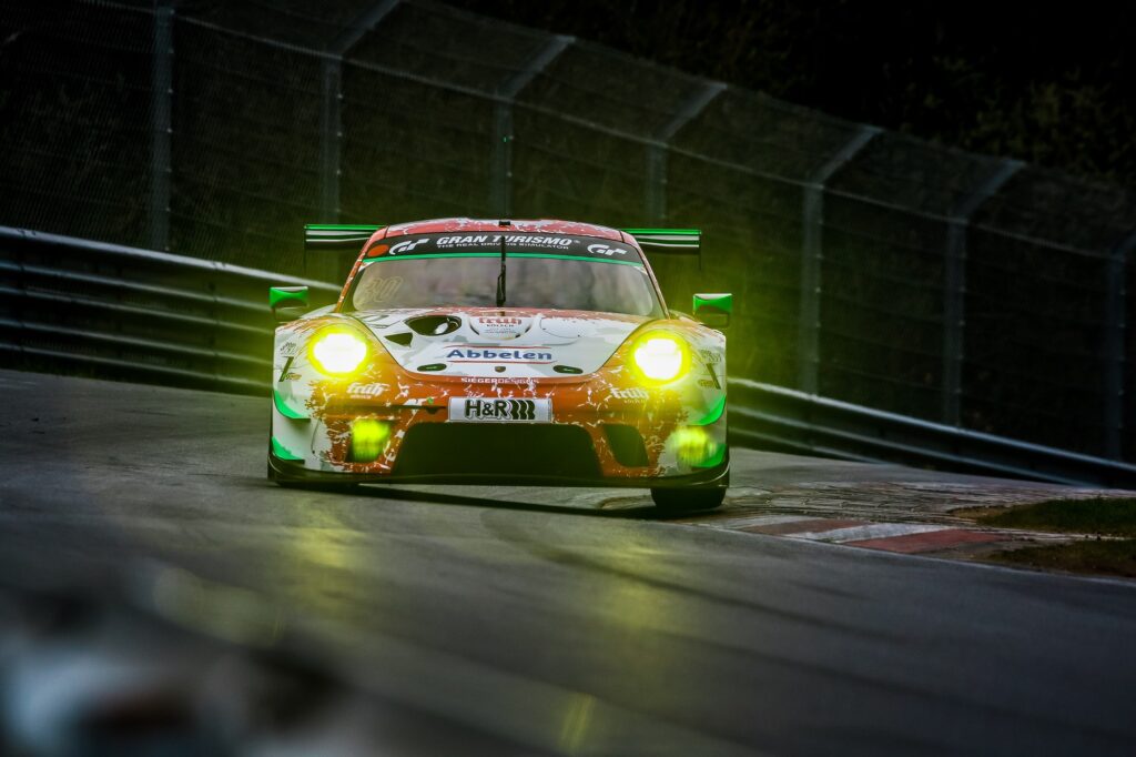 Nick Tandy Maxime Martin Frikadelli Racing Porsche 911 GT3 R Nürburgring Langstrecken-Serie Nürburgring-Nordschleife