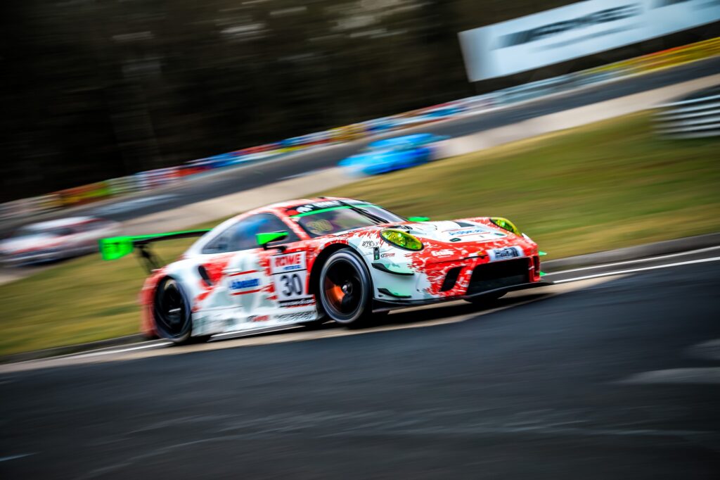 Nick Tandy Maxime Martin Frikadelli Racing Porsche 911 GT3 R Nürburgring Langstrecken-Serie Nürburgring-Nordschleife