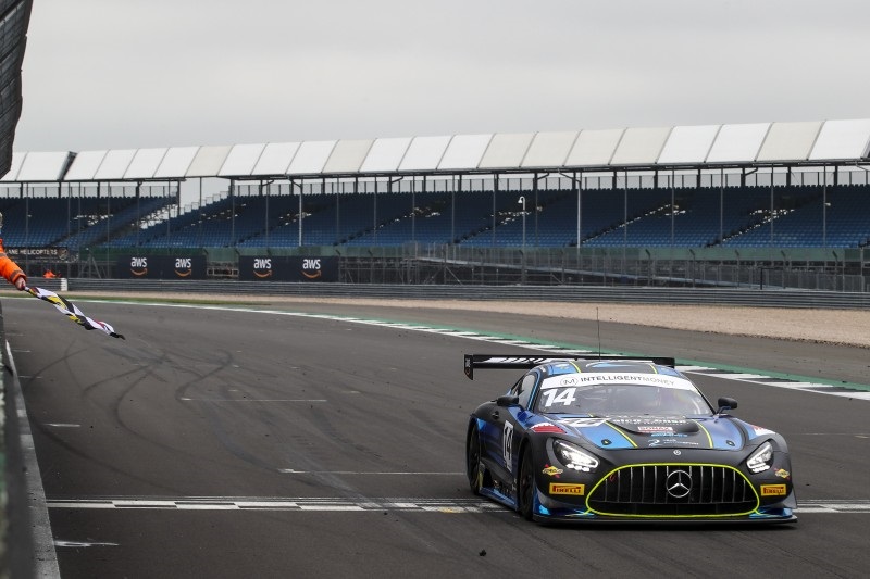 Hunter Abbott Martin Kodric 2 Seas Motorsport Mercedes-AMG GT3 British GT Silverstone