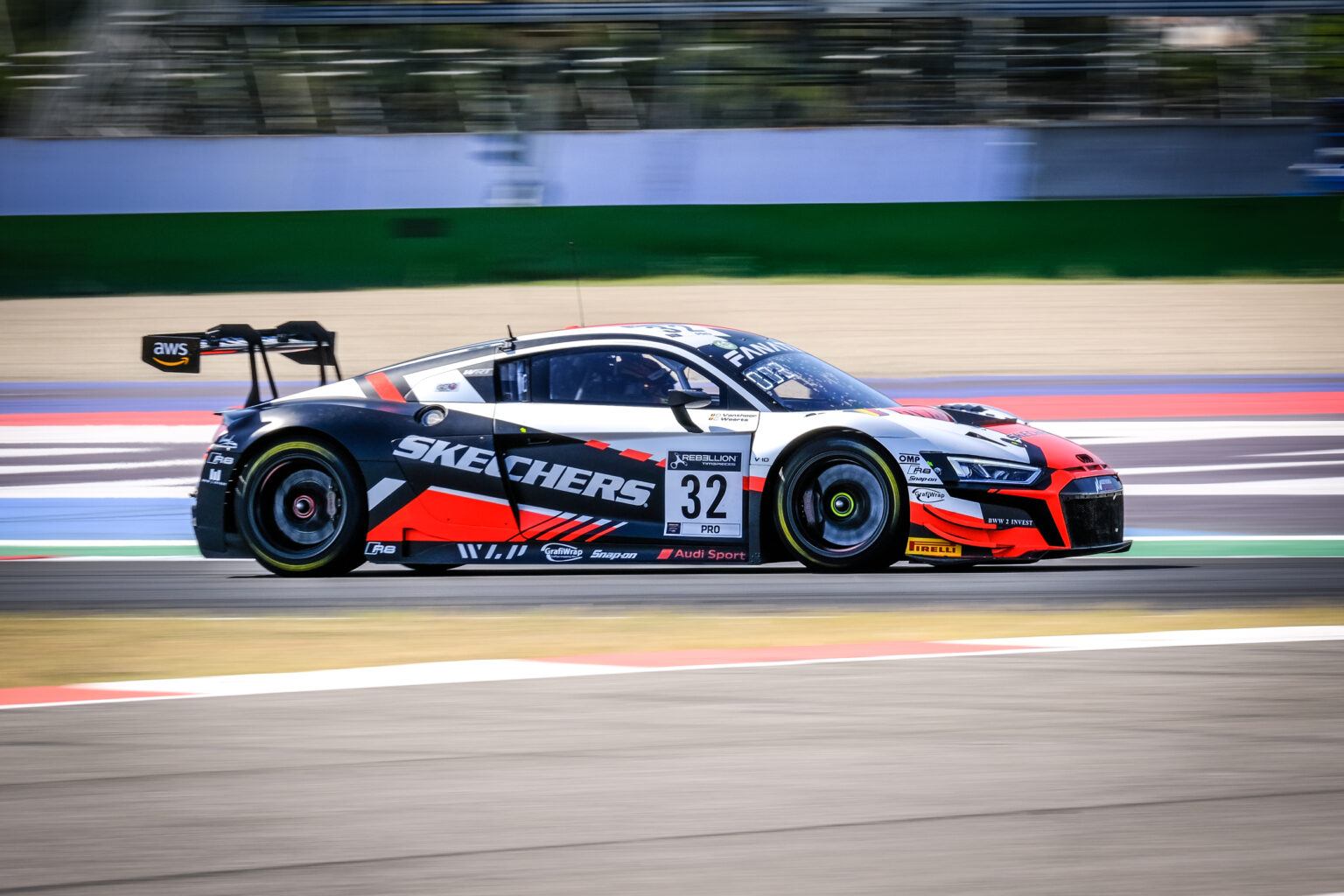 GT World Challenge Europe Sieg für WRT