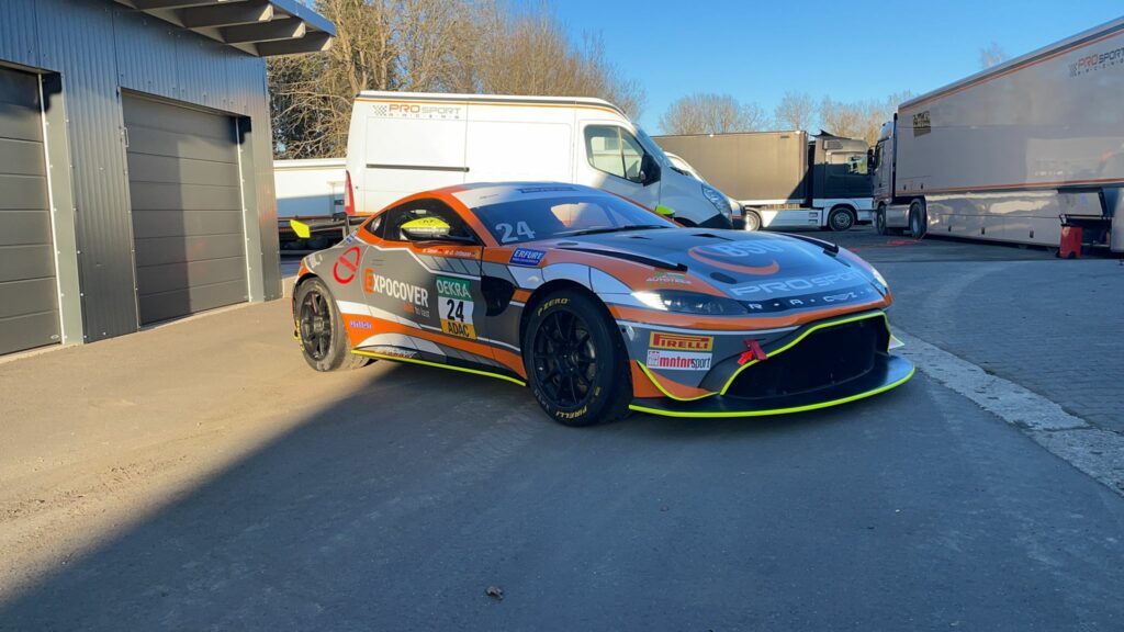 PROsport Racing Aston Martin Vantage GT4