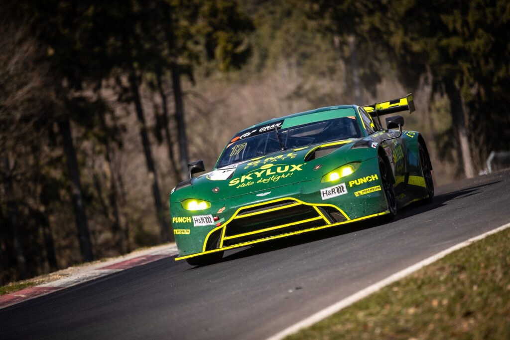 Maxime Dumarey PROsport Racing Aston Martin Vantage GT3 Nürburgring Langstrecken-Serie Nürburging-Nordschleife