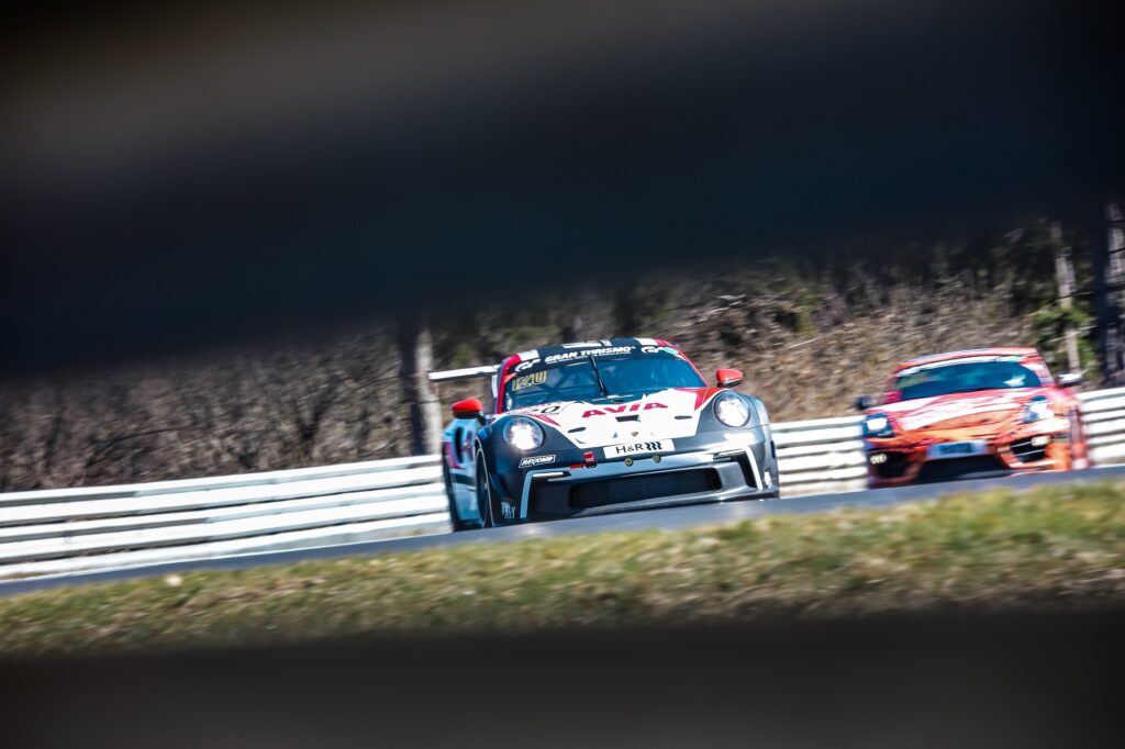 AVIA W&S Motorsport Porsche 911 GT3 Cuü Nürburgring Langstrecken-Serie