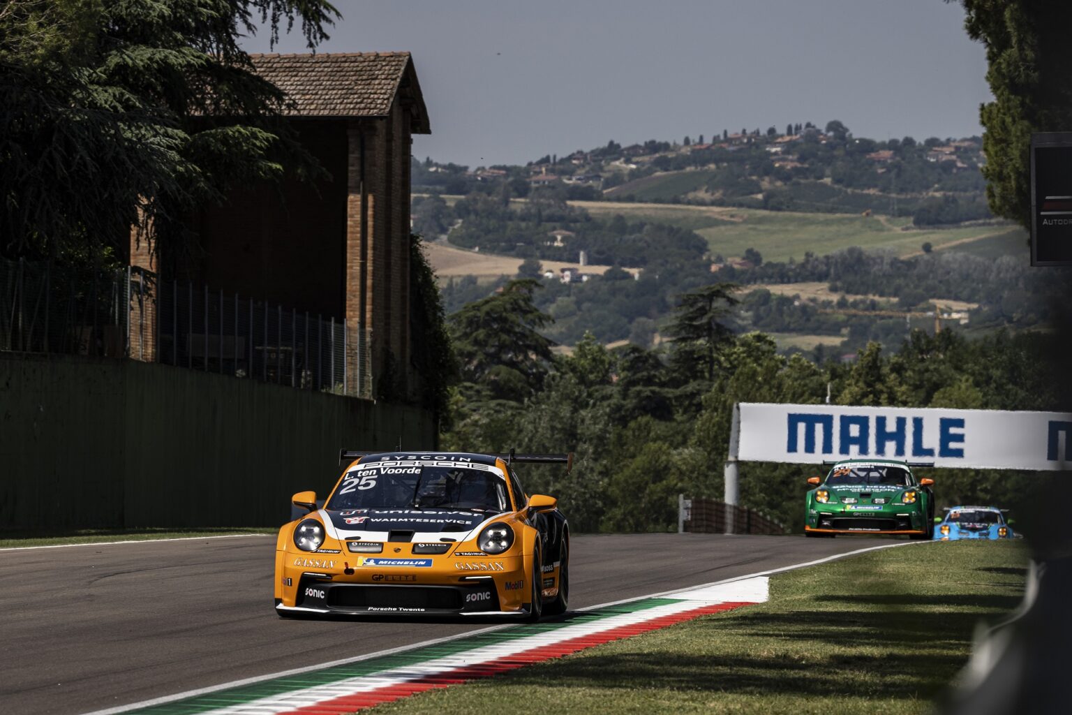 Porsche Carrera Cup Larry ten Voorde siegt in Imola