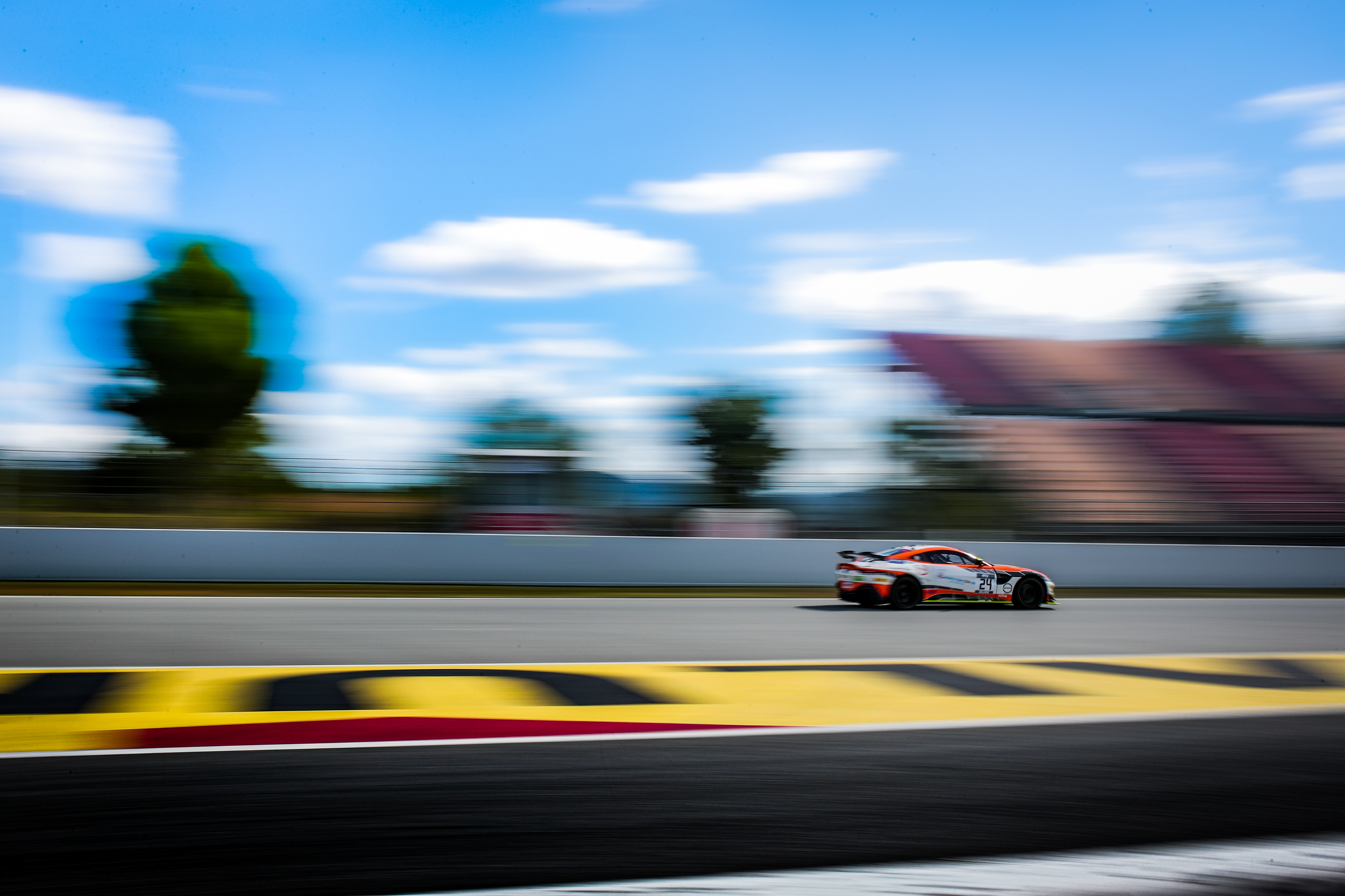 Mike David Ortmann Hugo Sasse PROsport Racing Aston Martin Vantage GT4 GT4 European Series Barcelona