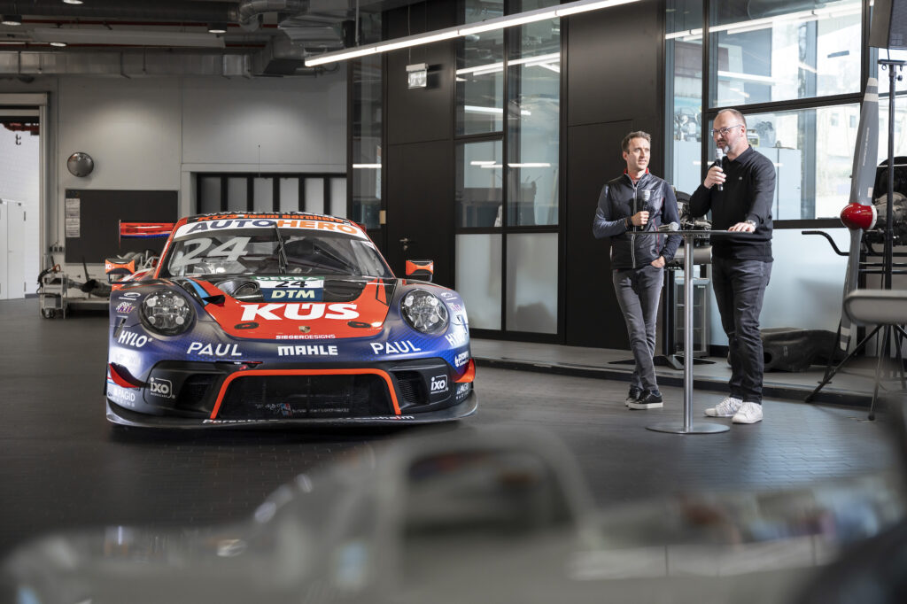 KÜS Team Bernhard Porsche 911 GT3 R