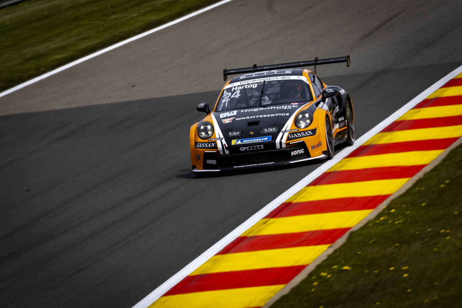 Porsche Carrera Cup: Loek Hartog Gewinnt Thriller - Gt-place.com