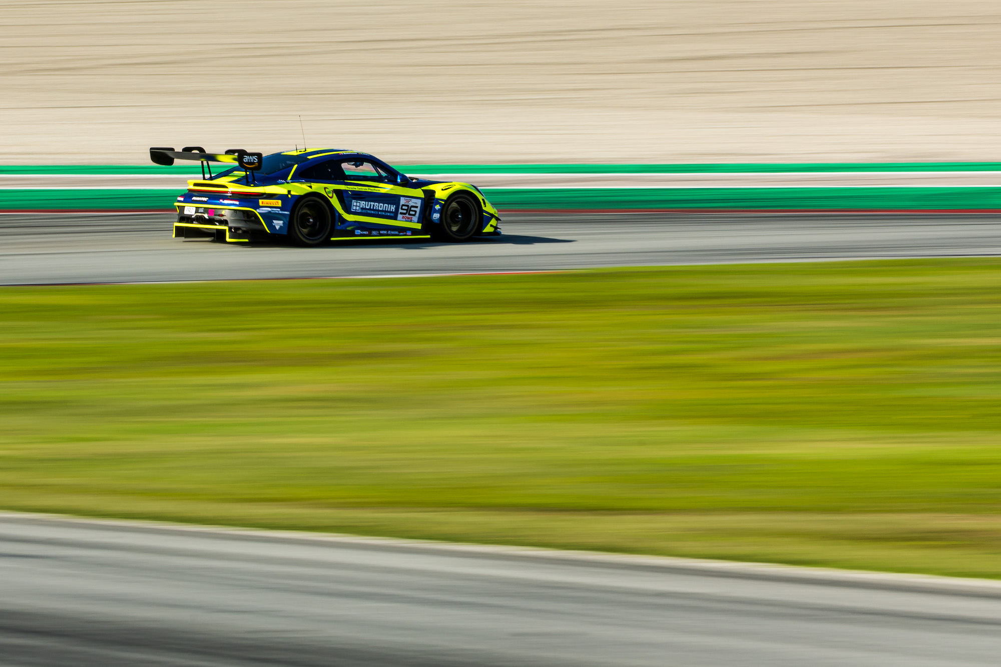 Patric Niederhauser Sven Müller Rutronik Racing Porsche 911 GT3 R GT World Challenge Europe Barcelona