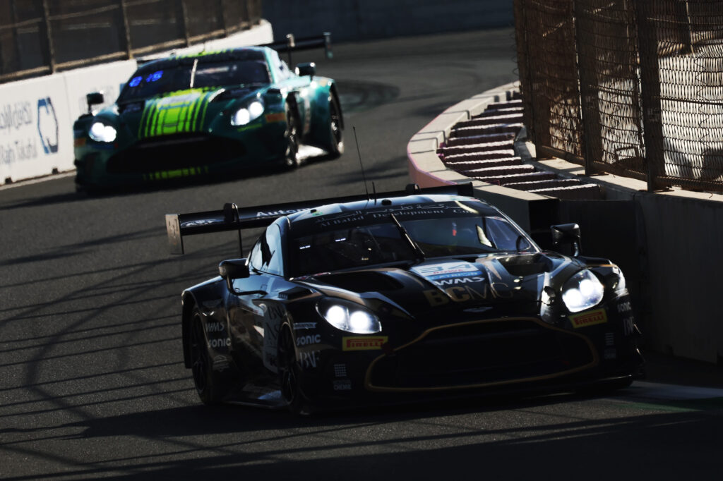 David Pittard Henrique Chaves Ross Gunn Walkenhorst Motorsport Aston Martin Vantage GT3 GT World Challenge Europe Jeddah