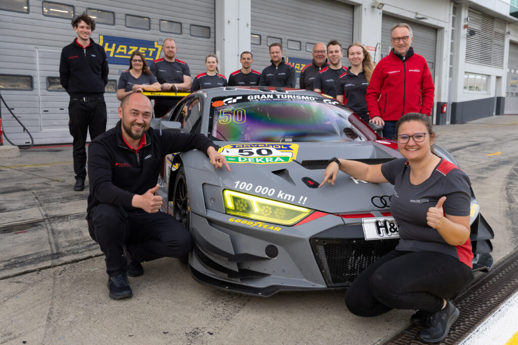 équipe vitesse Audi R8 LMS GT3