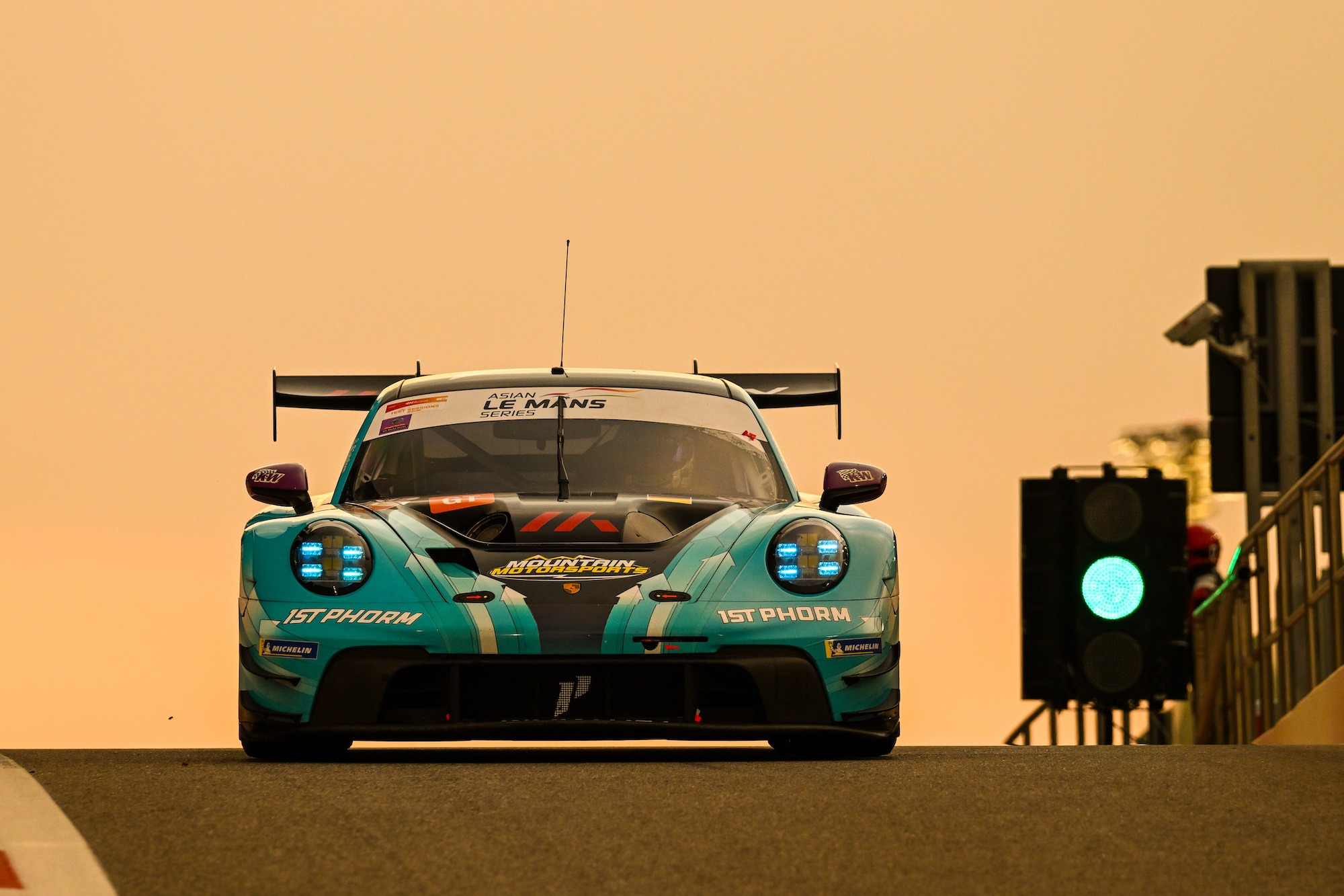 Ryan Hardwick Riccardo Pera Richard Lietz Manthey EMA Porsche 911 GT3 R Asian Le Mans Series Abu Dhabi