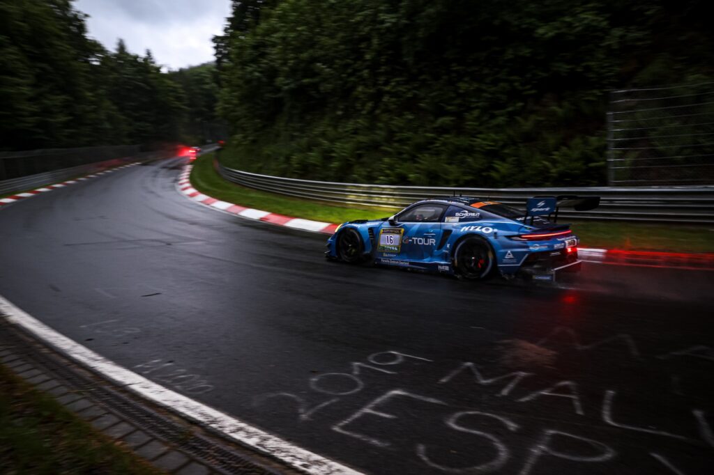 Scherer Sport PHX Porsche 911 GT3 R