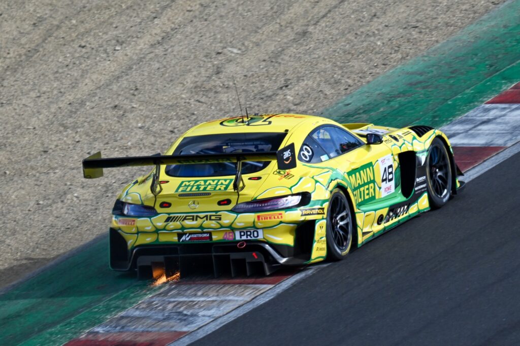 Maro Engel Lucas Auer WINWARD Racing Mercedes-AMG GT3 GT World Challenge Europe Brands Hatch