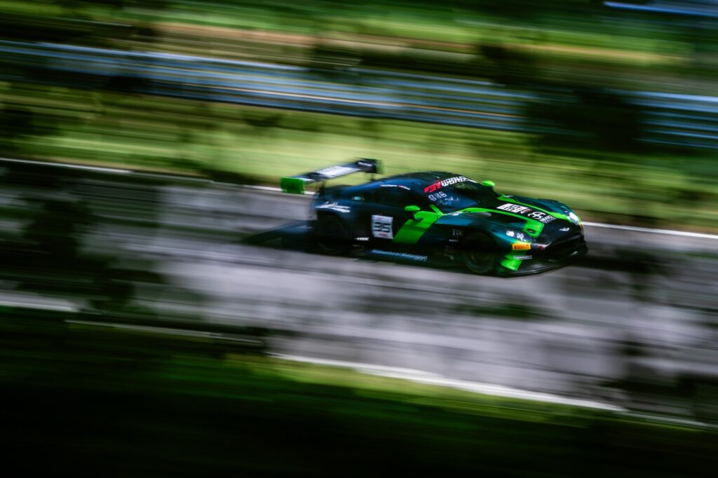 Walkenhorst Motorsport Aston Martin Vantage GT3 GT World Challenge Europe Sprint Cup Brands Hatch